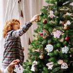 Gepersonaliseerde kersthangers met naam Baby's eerste Kerstmis - 2023 kunsthars kerstboomversiering, gepersonaliseerde , cadeaus voor baby's, zoons, kleinkinderen kinderwagen
