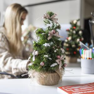 Kunstmatige Xmas Tree | Size 30 cm | Miniatuur kleine kegel | voor tabel Desk Office | Indoor Outdoor | DIY Decoratie Gift