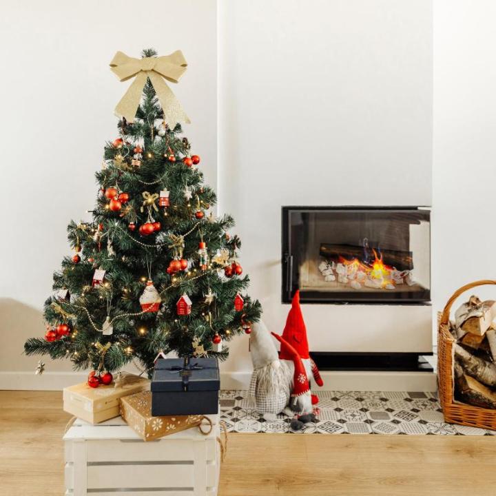 Realistische Kunstmatige Kerstboom Fir Xmas Tree | Afmeting: 150 cm | Feestdagdecor | Diepgroene Dichte Takken Stabiele Stand | Binnen & Buiten