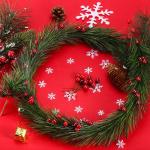 Künstliche Holly Beeren, 100 Stück Mini 10 mm Gefälschte Beeren Dekor auf Draht für Weihnachtsbaum Dekoration Blumenkranz DIY Handwerk Verwenden (Weinrot)