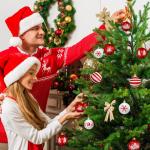 , kunststof kerstboomversiering, 16 stuks, kerstboomversiering, decoratie voor Kerstmis, met sleutelhanger, rood-wit, kerstdecoratie