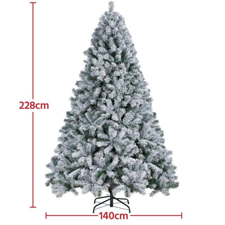 Kunstkerstboom 228 cm (Ø ca. 140 cm) met ca. 1284 punten, dennenboom met sneeuwvlokken, materiaal PVC, incl. metalen kerstboomstandaard, automatische flocking