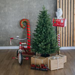 Künstlicher Weihnachtsbaum Skandinavische Fichte im Topf (80cm)