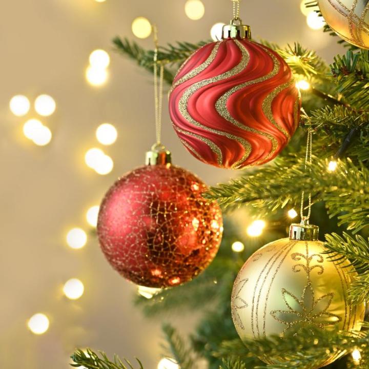 , 12 stuks, 8 cm, , met cadeaupakket, kerstboomversiering met hanger, decoratie Kerstmis, thema rood goud