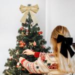 Realistische Kunstmatige Kerstboom Fir Xmas Tree | Afmeting: 150 cm | Feestdagdecor | Diepgroene Dichte Takken Stabiele Stand | Binnen & Buiten
